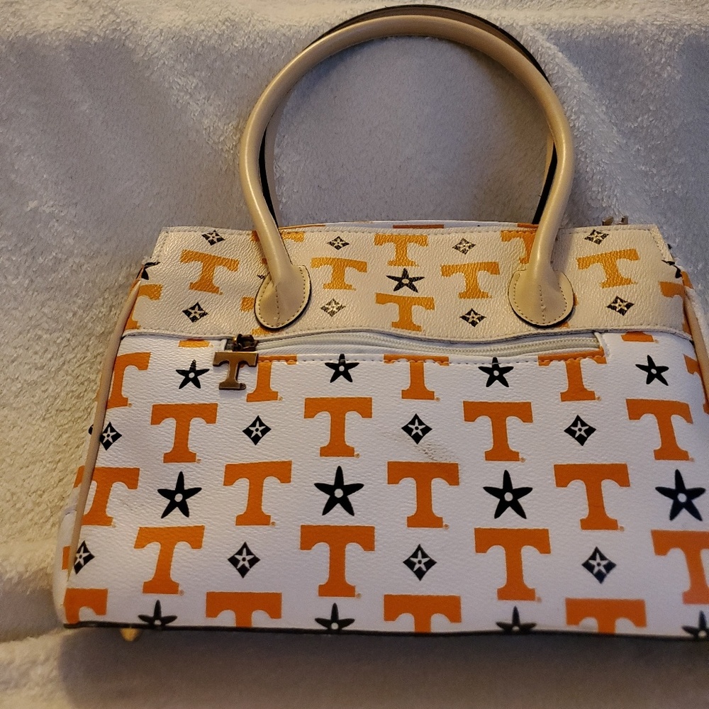 Purse - Picture 2 of 6
